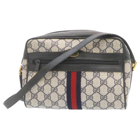 gucci sherry line shoulder bag.